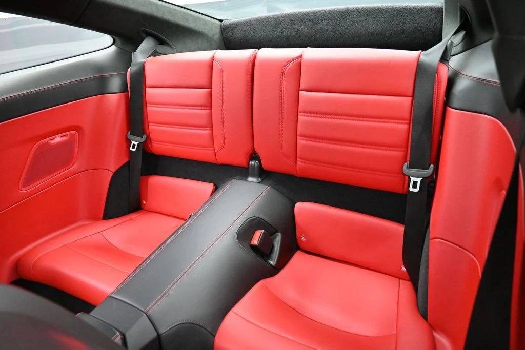 2024 Porsche 911 Carrera 4S interior, seats, Black