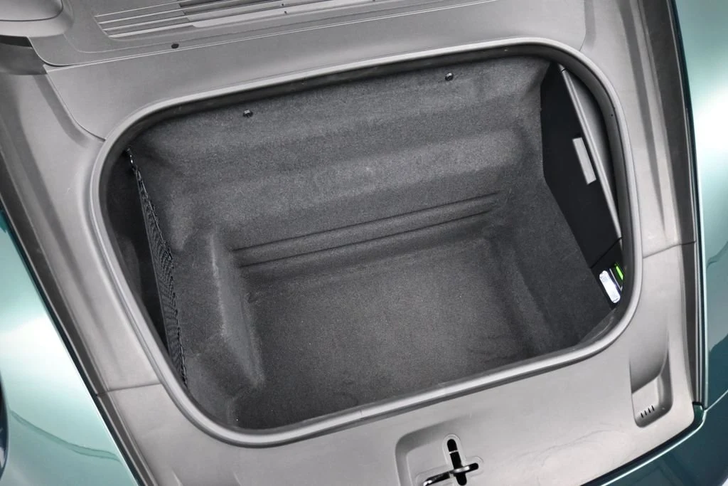 2024 Porsche 911 Turbo S Cabriolet trunk