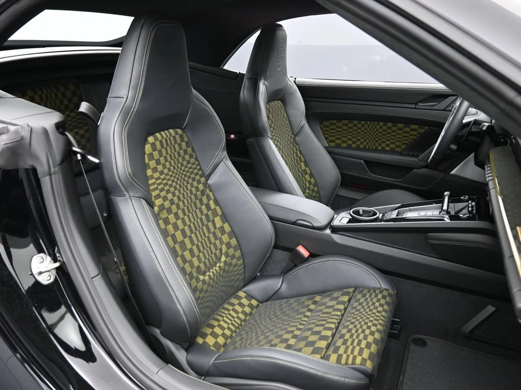 2026 Porsche 911 Spirit 70 interior, seats, Black Olive Neo