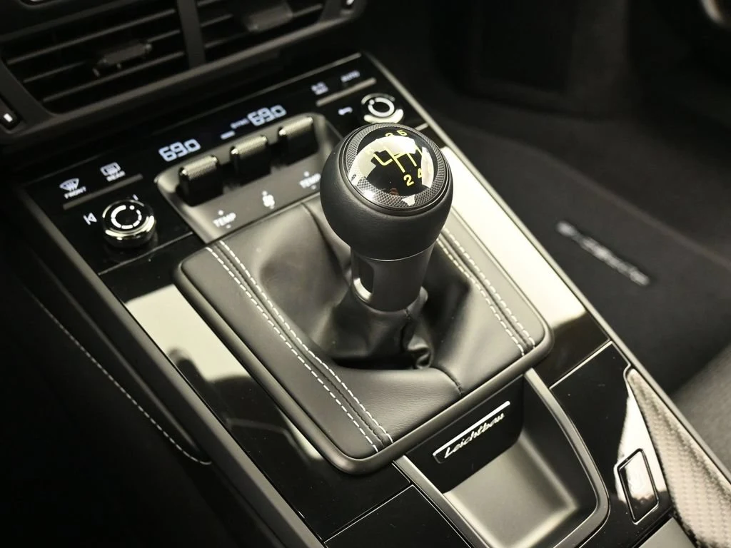 2026 Porsche 911 GT3 Touring interior, center console