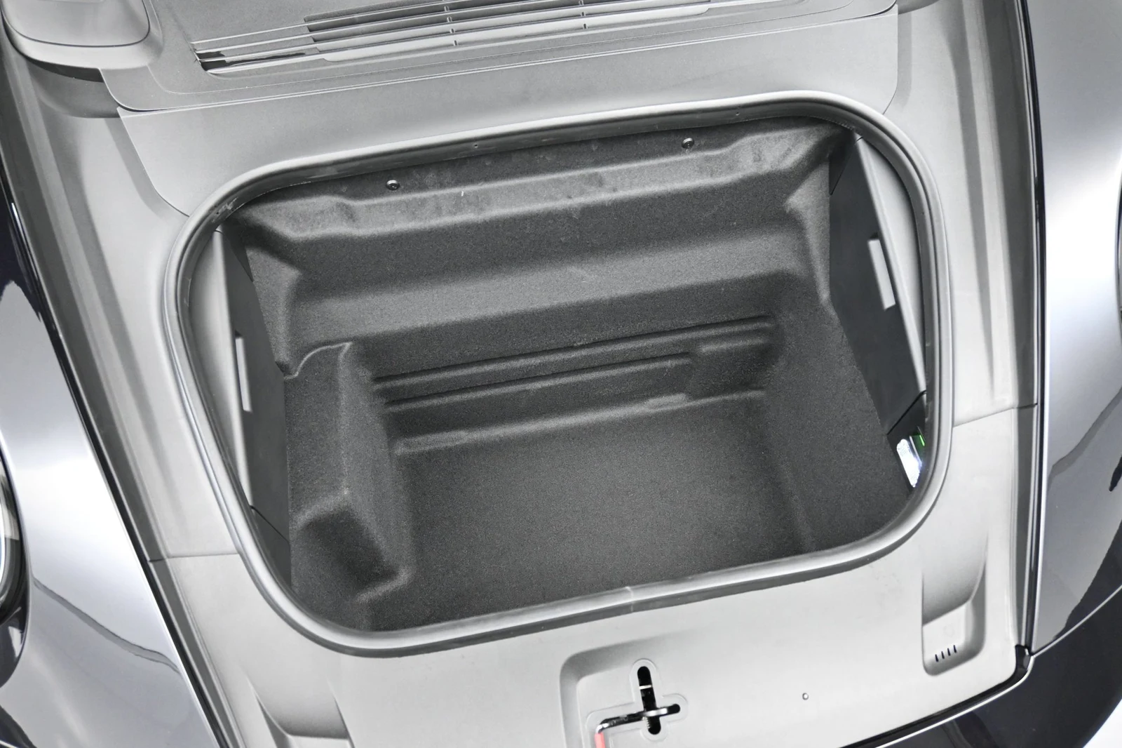 2026 Porsche 911 Turbo S trunk