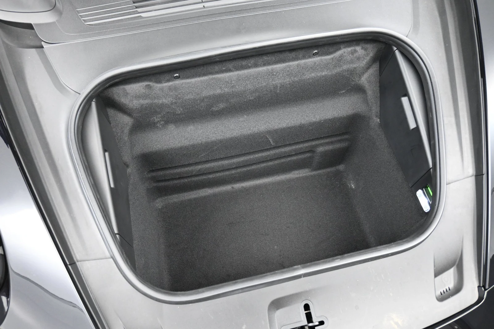 2026 Porsche 911 Carrera Cabriolet trunk