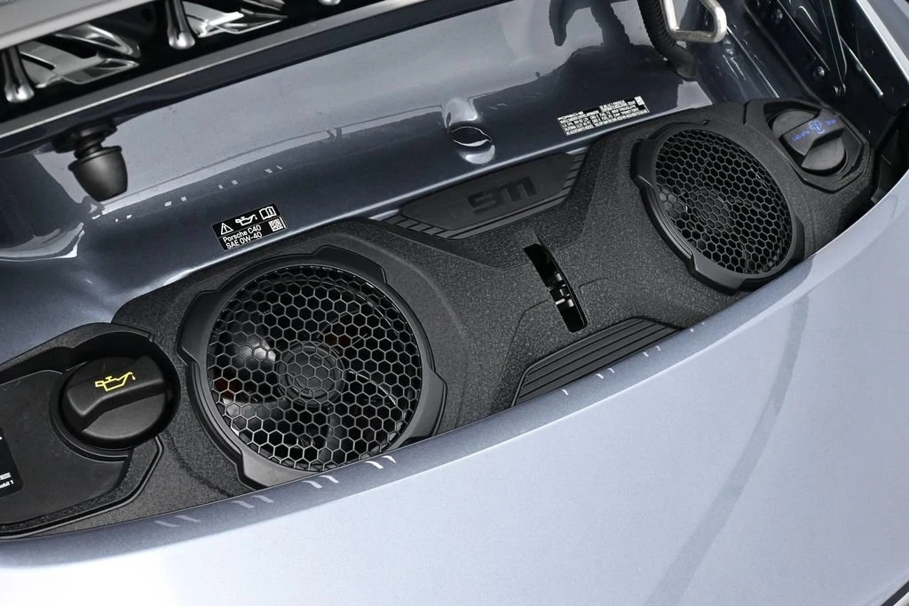 2026 Porsche 911 Carrera 4 GTS, detail