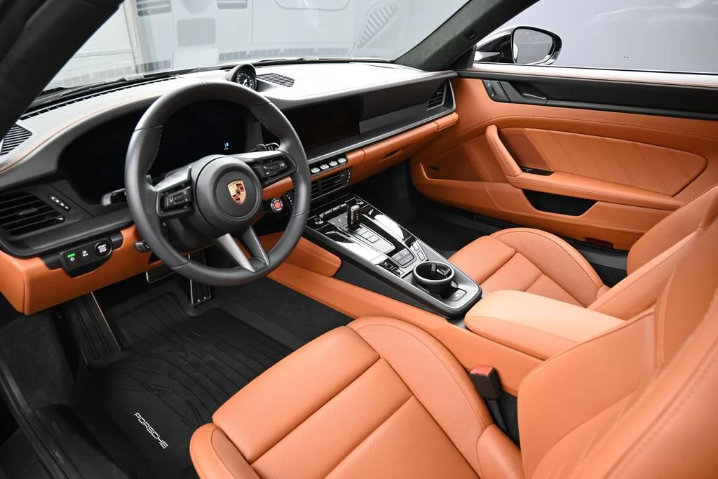 2026 Porsche 911 Carrera GTS interior, Basalt Black/Classic Cognac