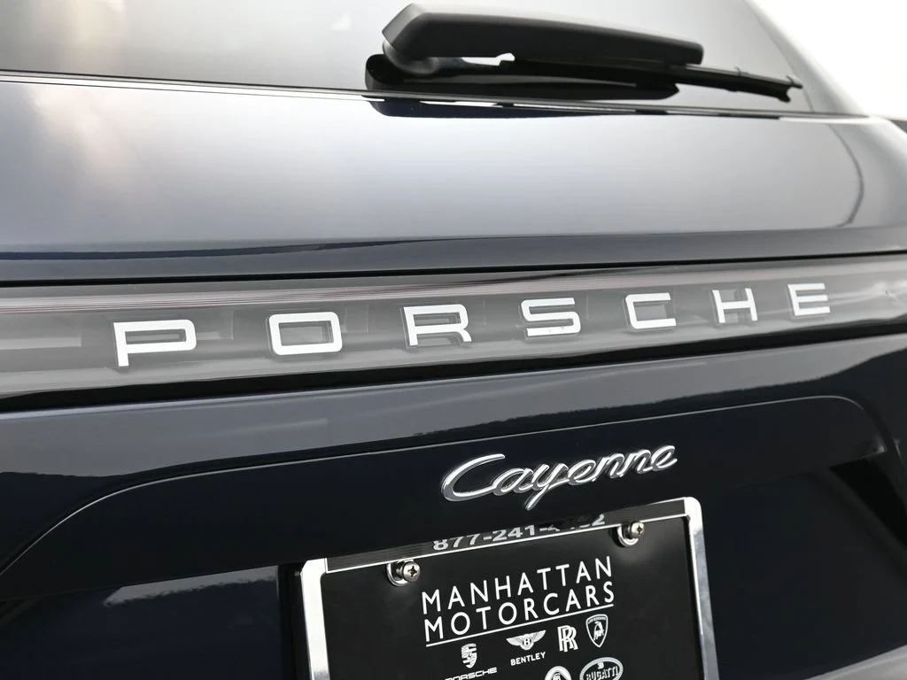 2022 Porsche Cayenne, detail