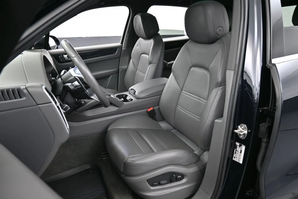 2023 Porsche Cayenne interior, seats, Slate Grey
