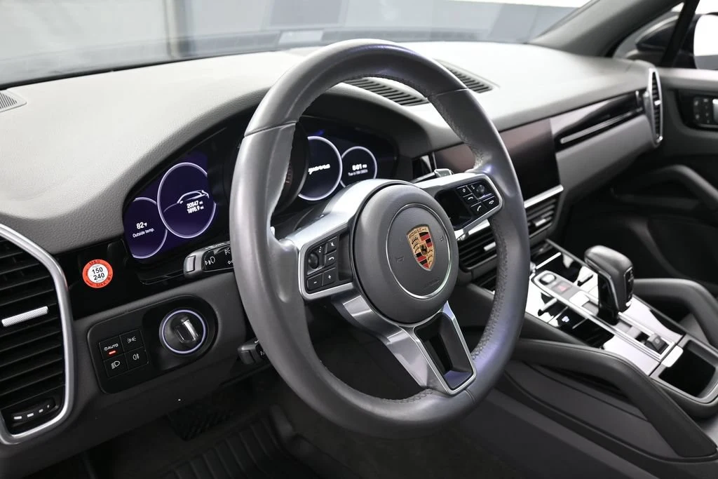 2023 Porsche Cayenne interior, dashboard, Slate Grey
