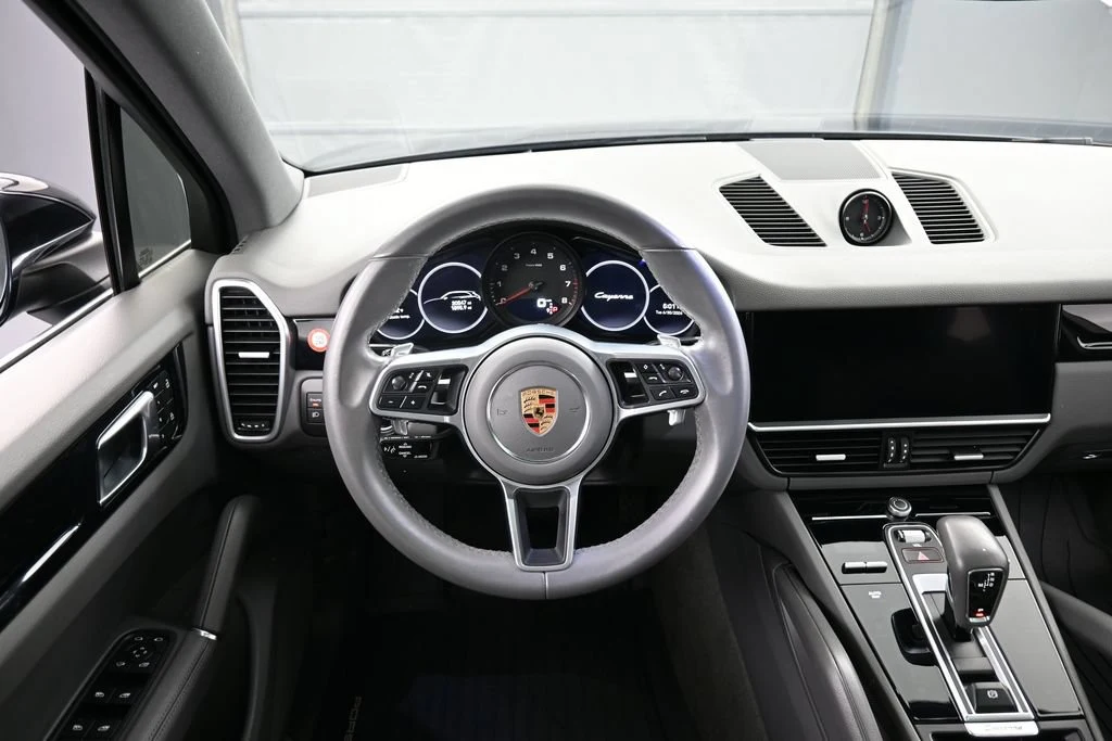2023 Porsche Cayenne interior, dashboard, Slate Grey