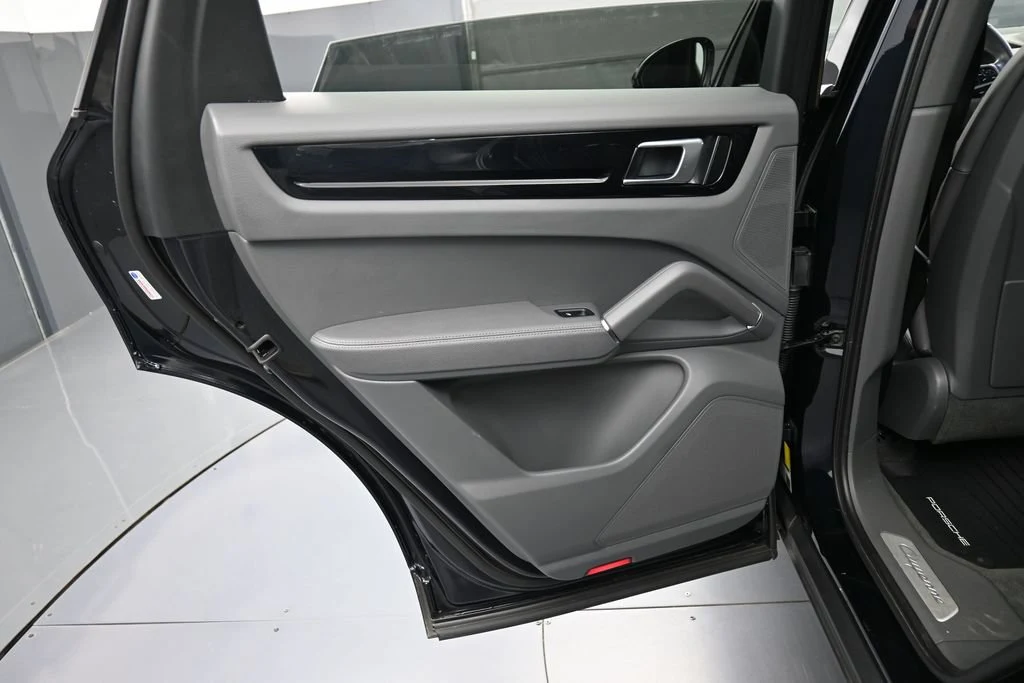 2023 Porsche Cayenne interior, door panel, Slate Grey