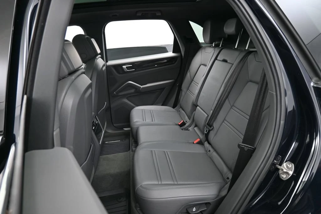 2023 Porsche Cayenne interior, seats, Slate Grey