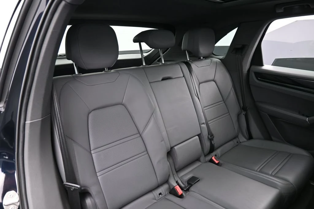 2023 Porsche Cayenne interior, seats, Slate Grey