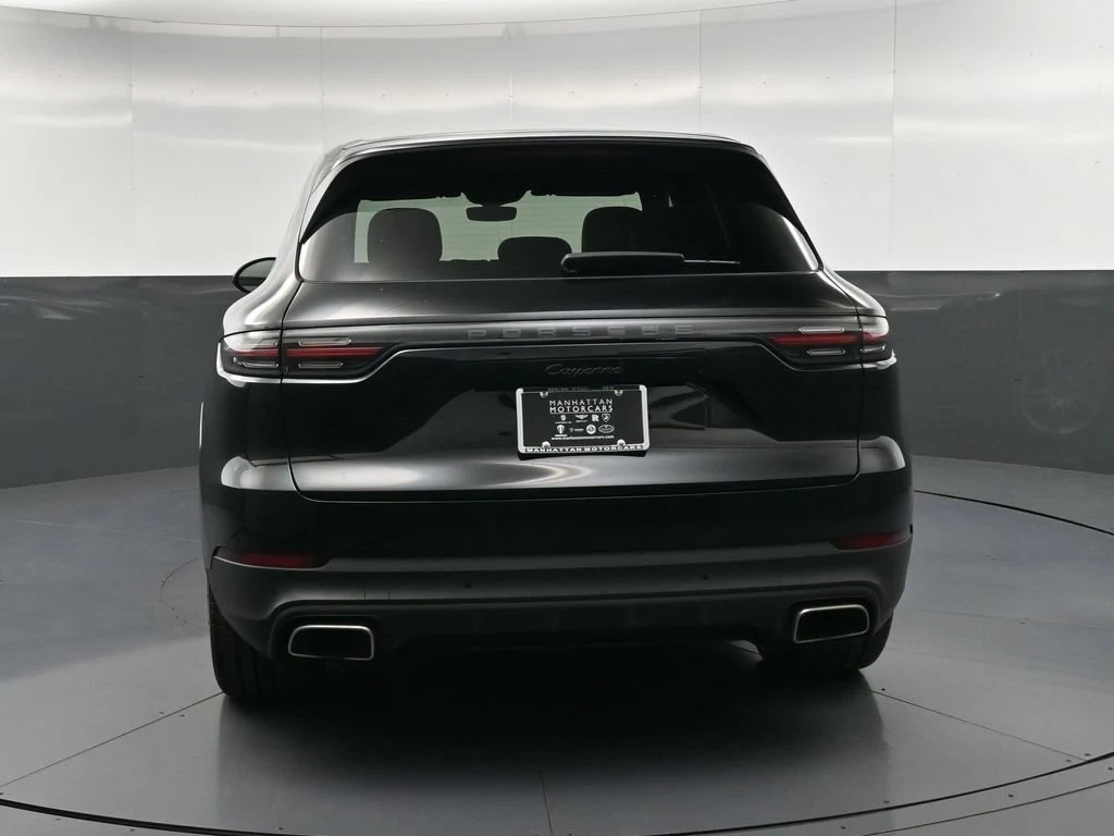 2023 Porsche Cayenne, rear three-quarter view, Black