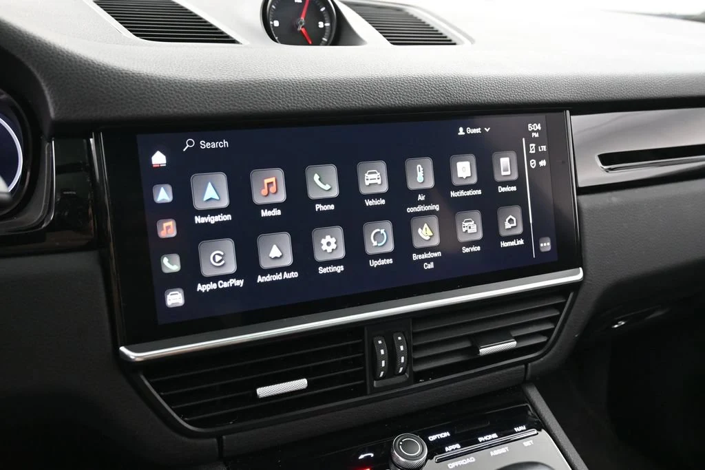 2023 Porsche Cayenne interior, dashboard, Black