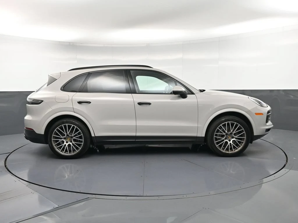 2023 Porsche Cayenne Platinum Edition for sale, exterior, Grey