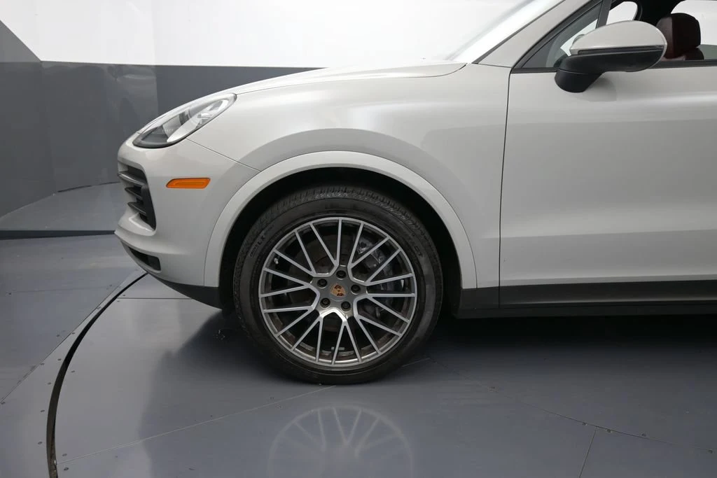 2023 Porsche Cayenne Platinum Edition for sale, exterior, Grey