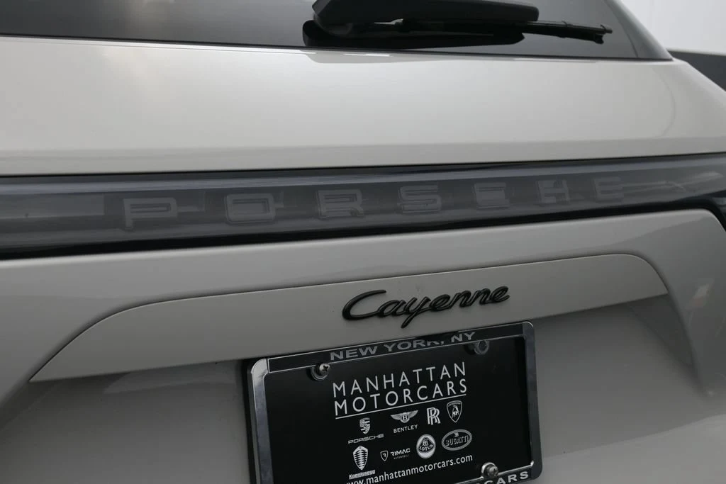 2023 Porsche Cayenne Platinum Edition for sale, photo 13 of 30