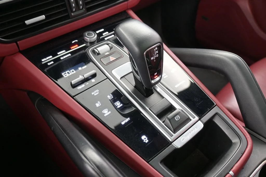2023 Porsche Cayenne Platinum Edition interior, center console, Black/Bordeaux Red