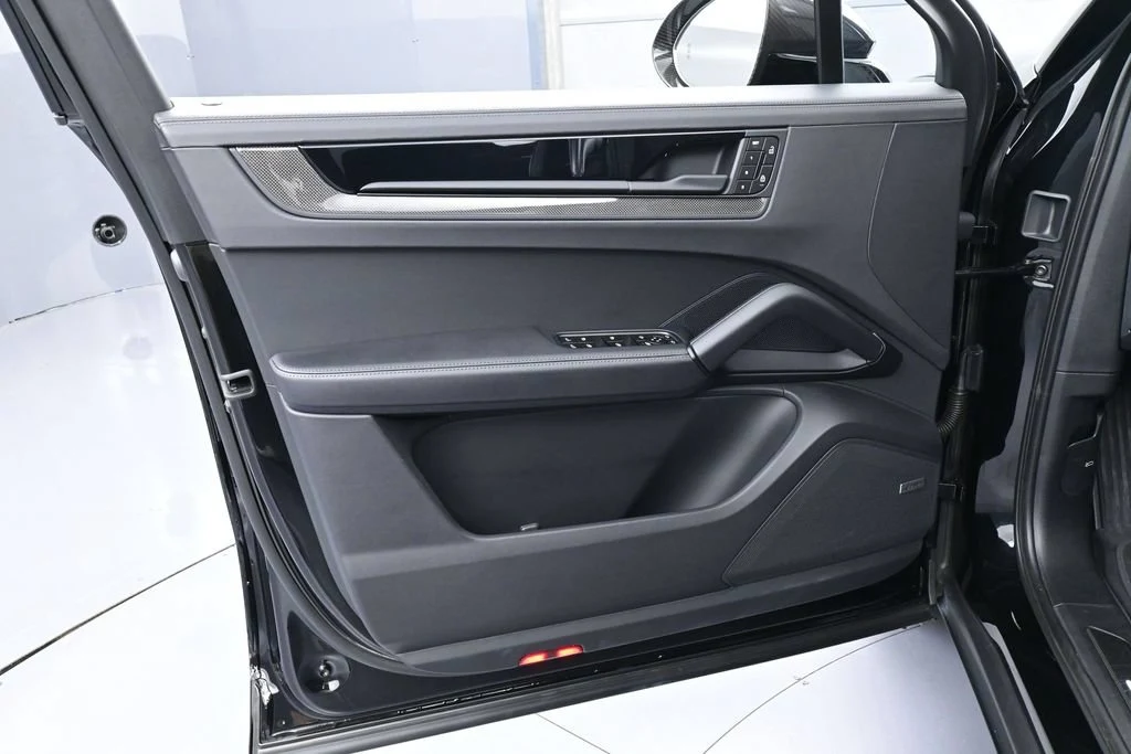 2024 Porsche Cayenne Turbo GT interior, door panel, Black