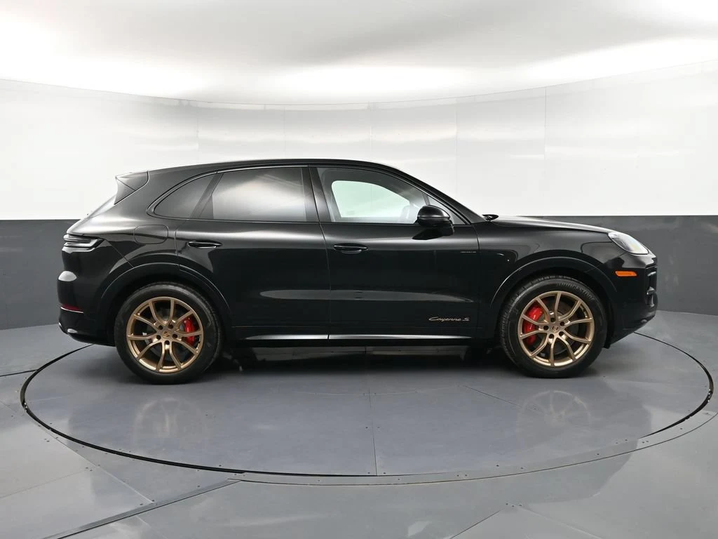 2025 Porsche Cayenne S for sale, exterior, Black
