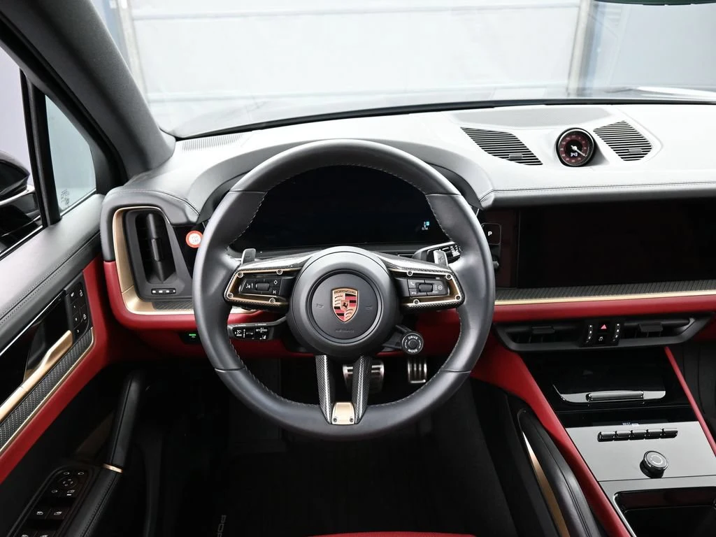 2025 Porsche Cayenne S interior, dashboard, Black/Bordeaux Red