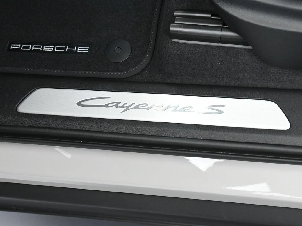 2026 Porsche Cayenne S interior, door sill, Black
