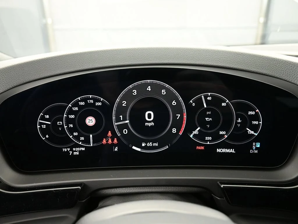 2026 Porsche Cayenne S interior, Black