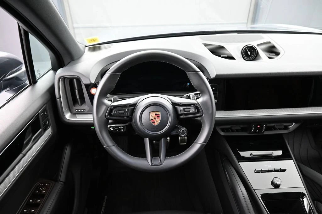 2026 Porsche Cayenne S interior, dashboard, Black