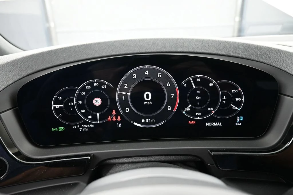 2026 Porsche Cayenne interior, Black