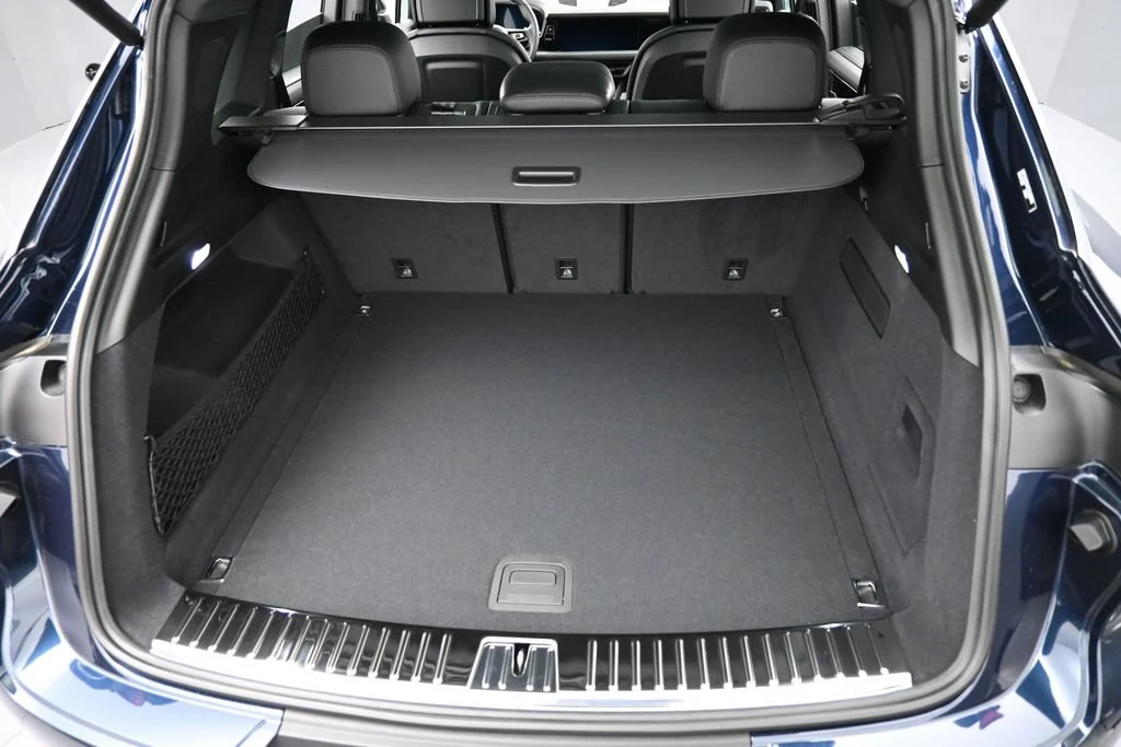 2026 Porsche Cayenne trunk