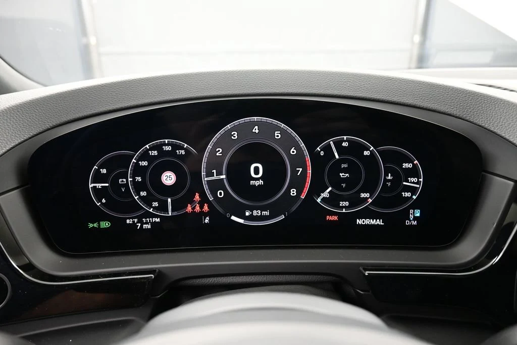 2026 Porsche Cayenne interior, Black