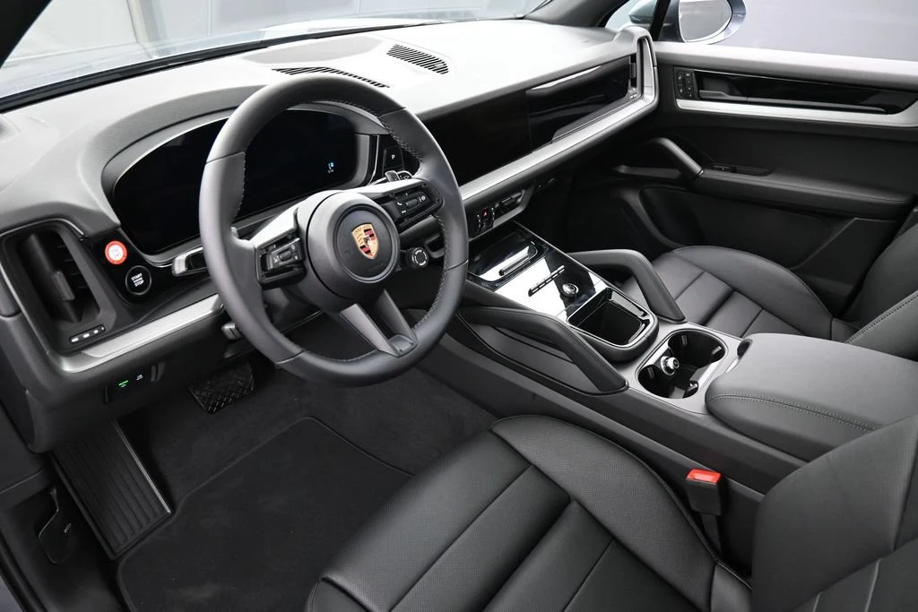 2026 Porsche Cayenne interior, Black