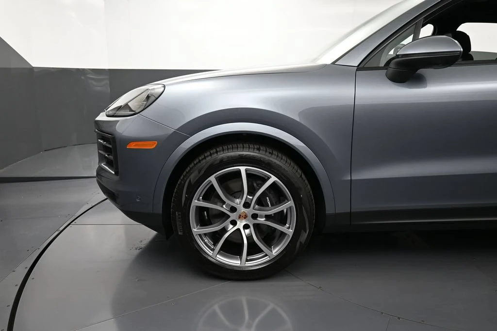 2026 Porsche Cayenne for sale, exterior, Grey