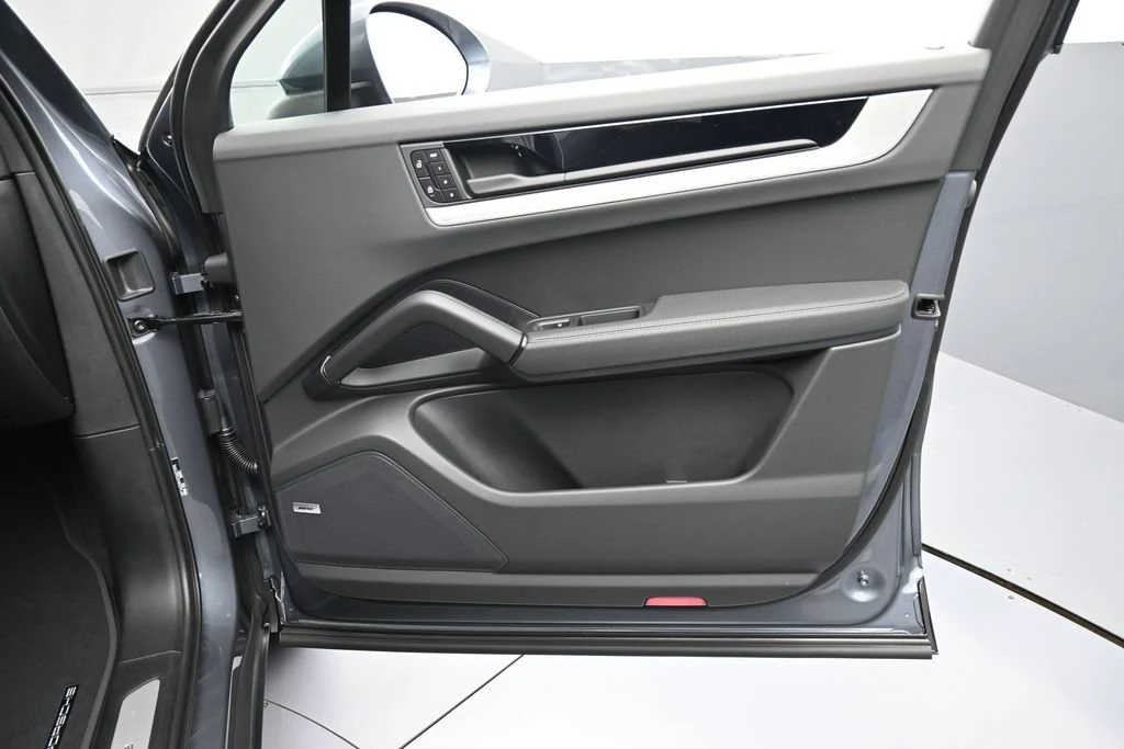 2026 Porsche Cayenne interior, door panel, Black