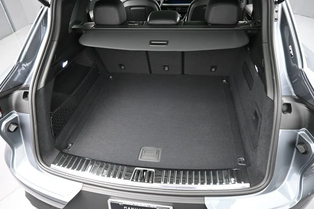 2026 Porsche Cayenne trunk