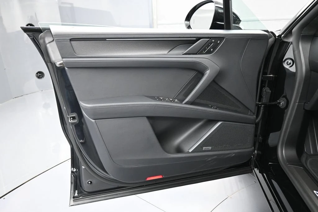 2026 Porsche Cayenne Turbo Electric interior, door panel, Black