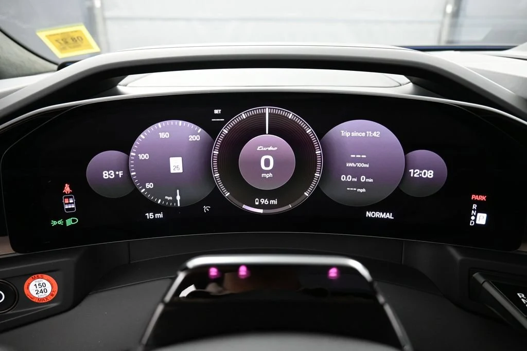 2026 Porsche Cayenne Turbo Electric interior, Black
