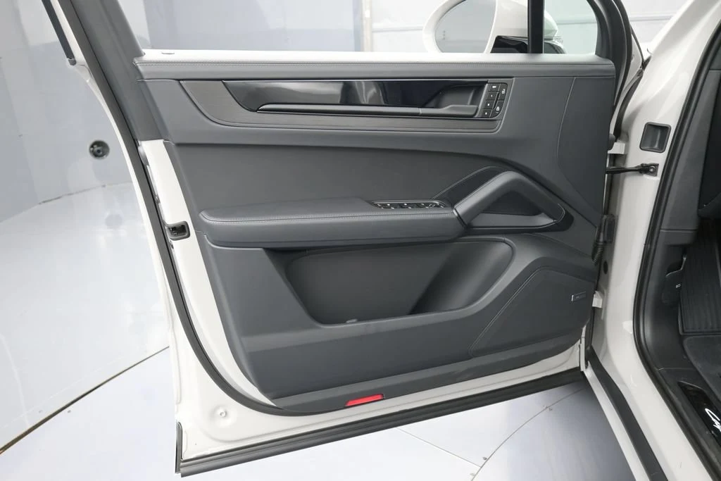 2026 Porsche Cayenne GTS interior, door panel, Black