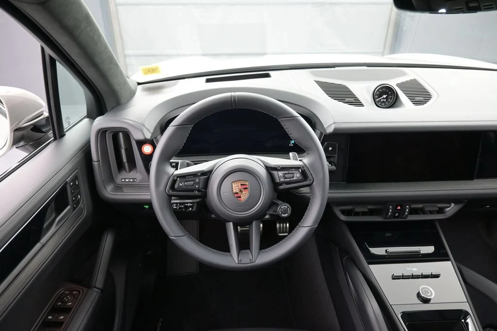 2026 Porsche Cayenne GTS interior, dashboard, Black