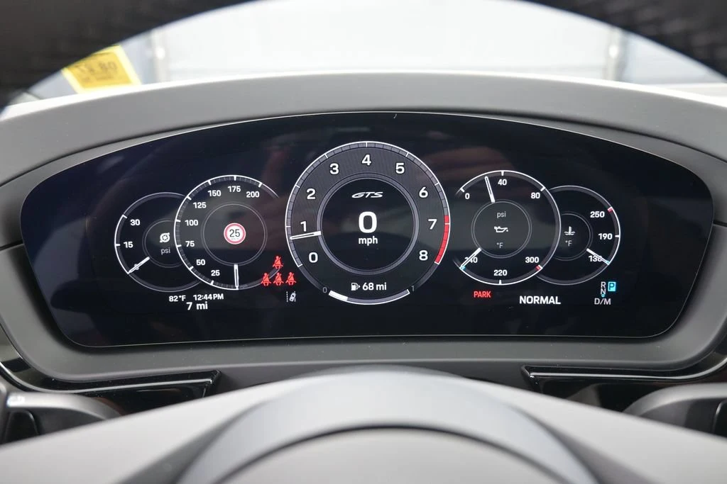 2026 Porsche Cayenne GTS interior, Black