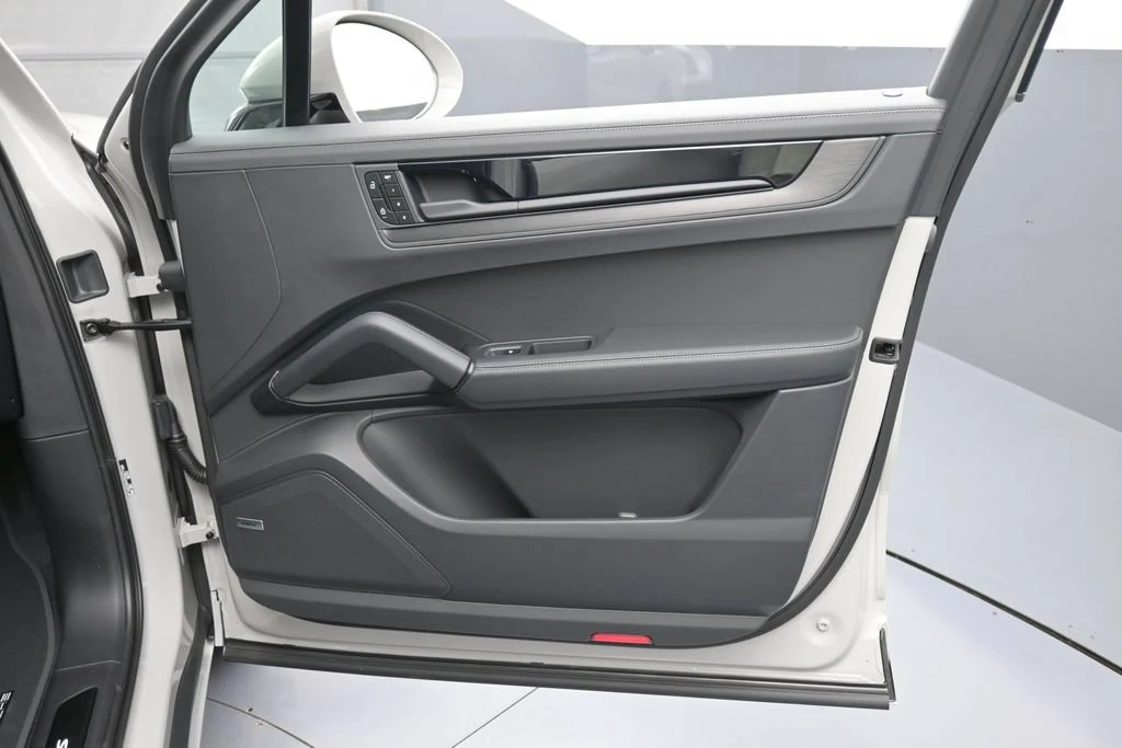 2026 Porsche Cayenne GTS interior, door panel, Black
