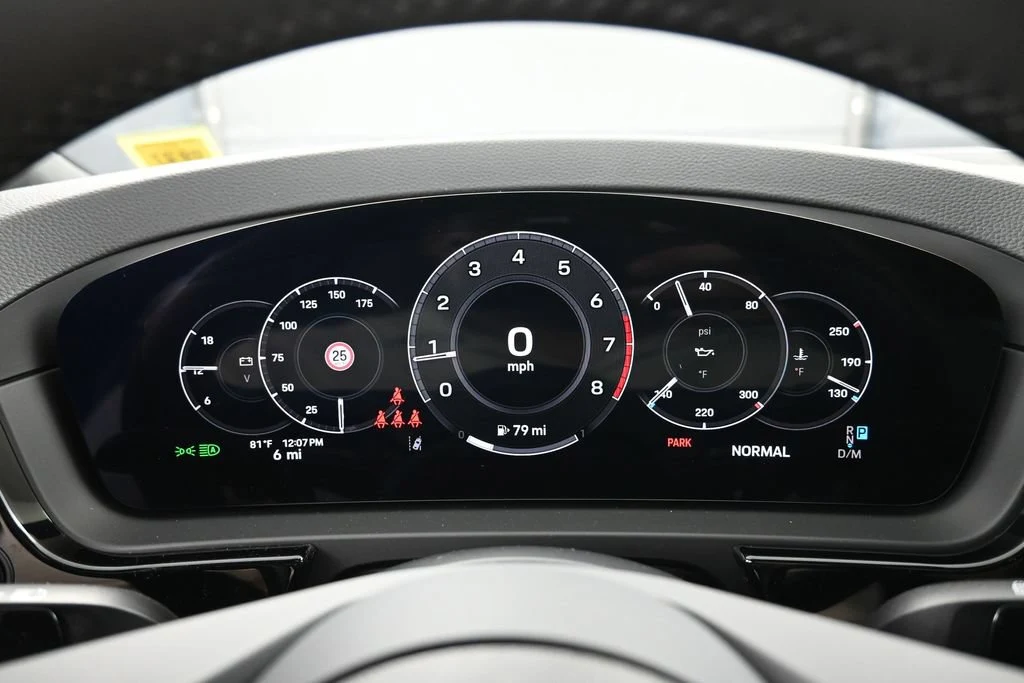2026 Porsche Cayenne interior, Black