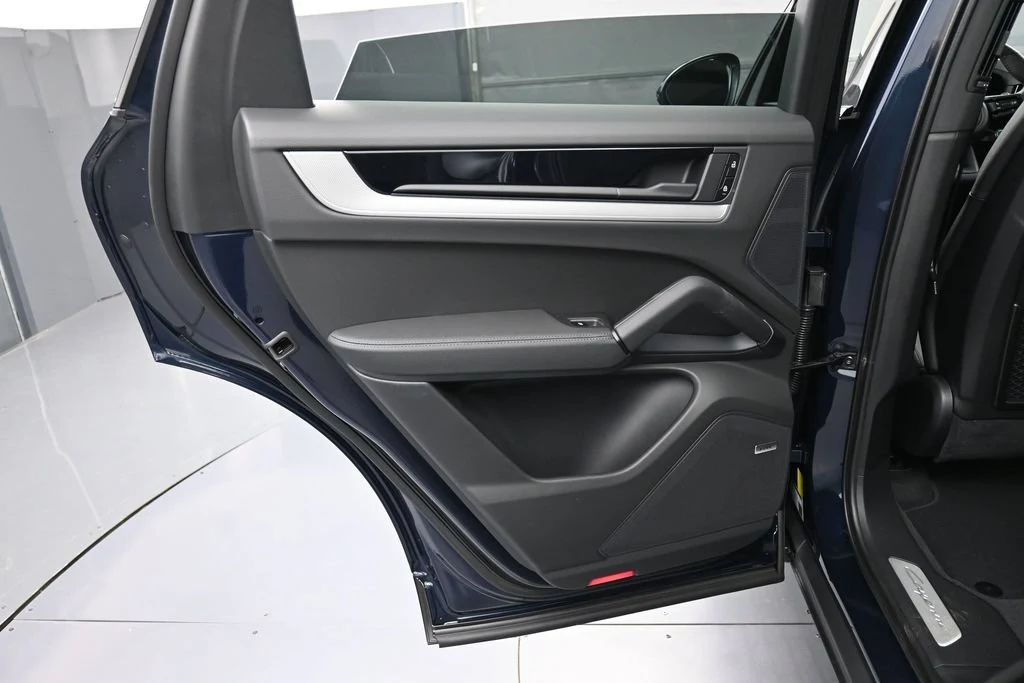 2026 Porsche Cayenne interior, door panel, Black