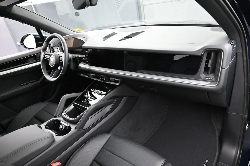 2026 Porsche Cayenne interior, Black