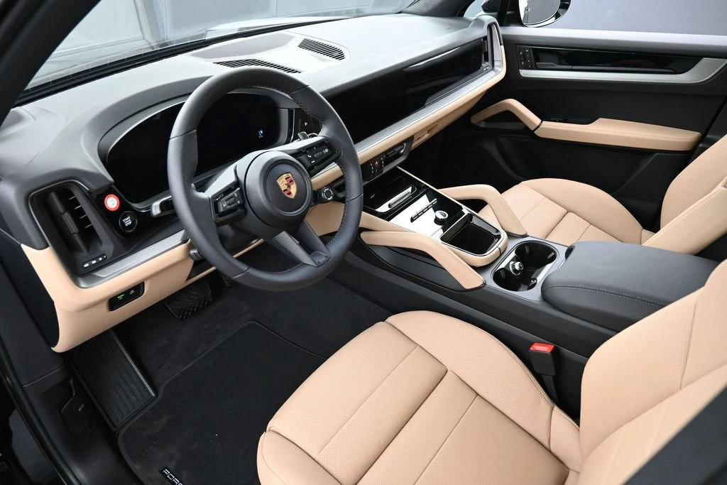 2026 Porsche Cayenne interior, Black/Mojave Beige
