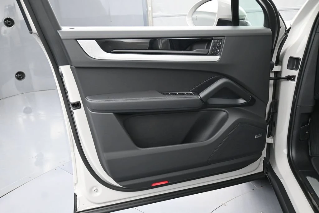 2026 Porsche Cayenne interior, door panel, Black