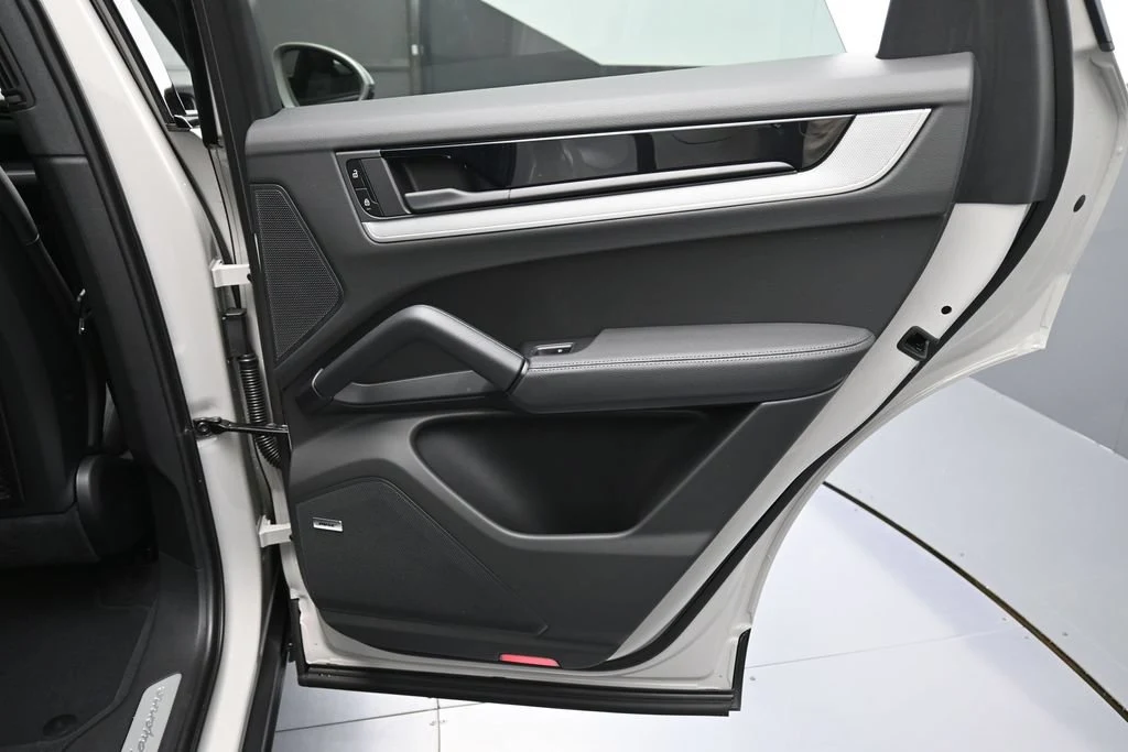 2026 Porsche Cayenne interior, door panel, Black