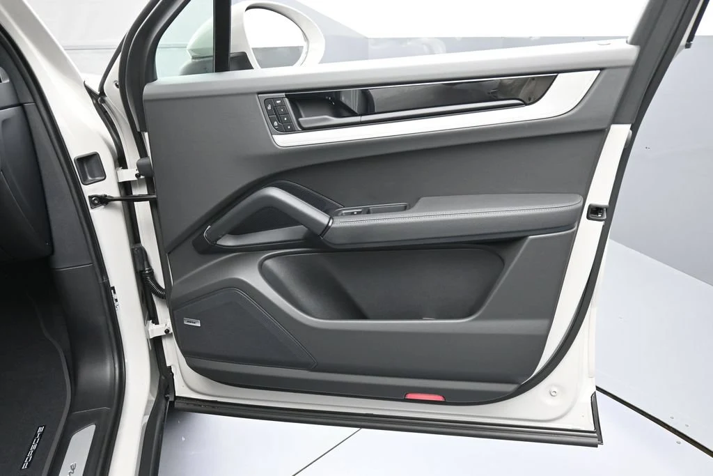 2026 Porsche Cayenne interior, door panel, Black