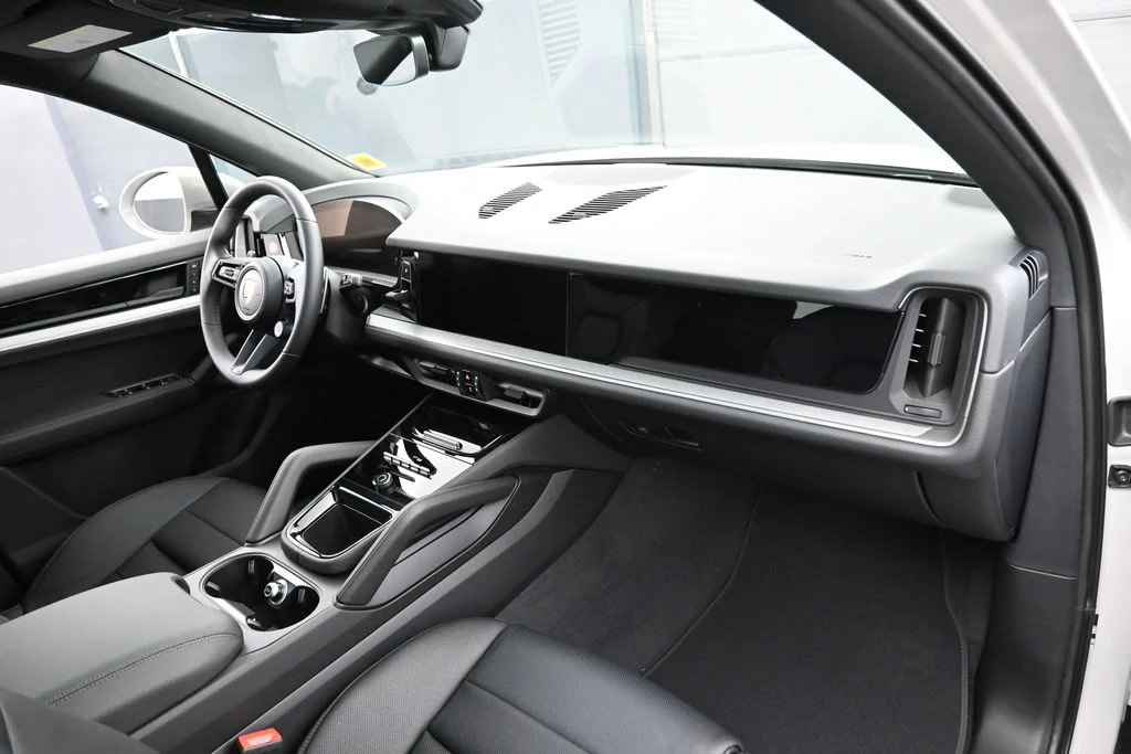 2026 Porsche Cayenne interior, Black
