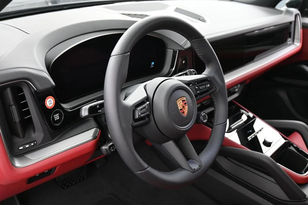 2026 Porsche Cayenne interior, Black/Bordeaux Red