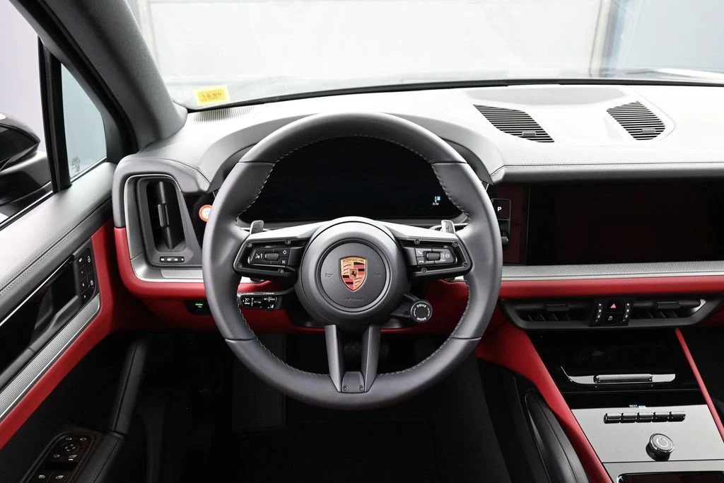 2026 Porsche Cayenne interior, Black/Bordeaux Red